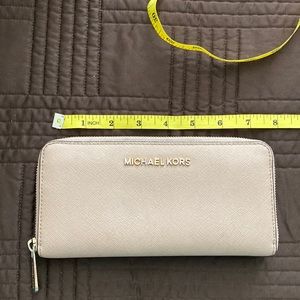 Michael Kors wallet